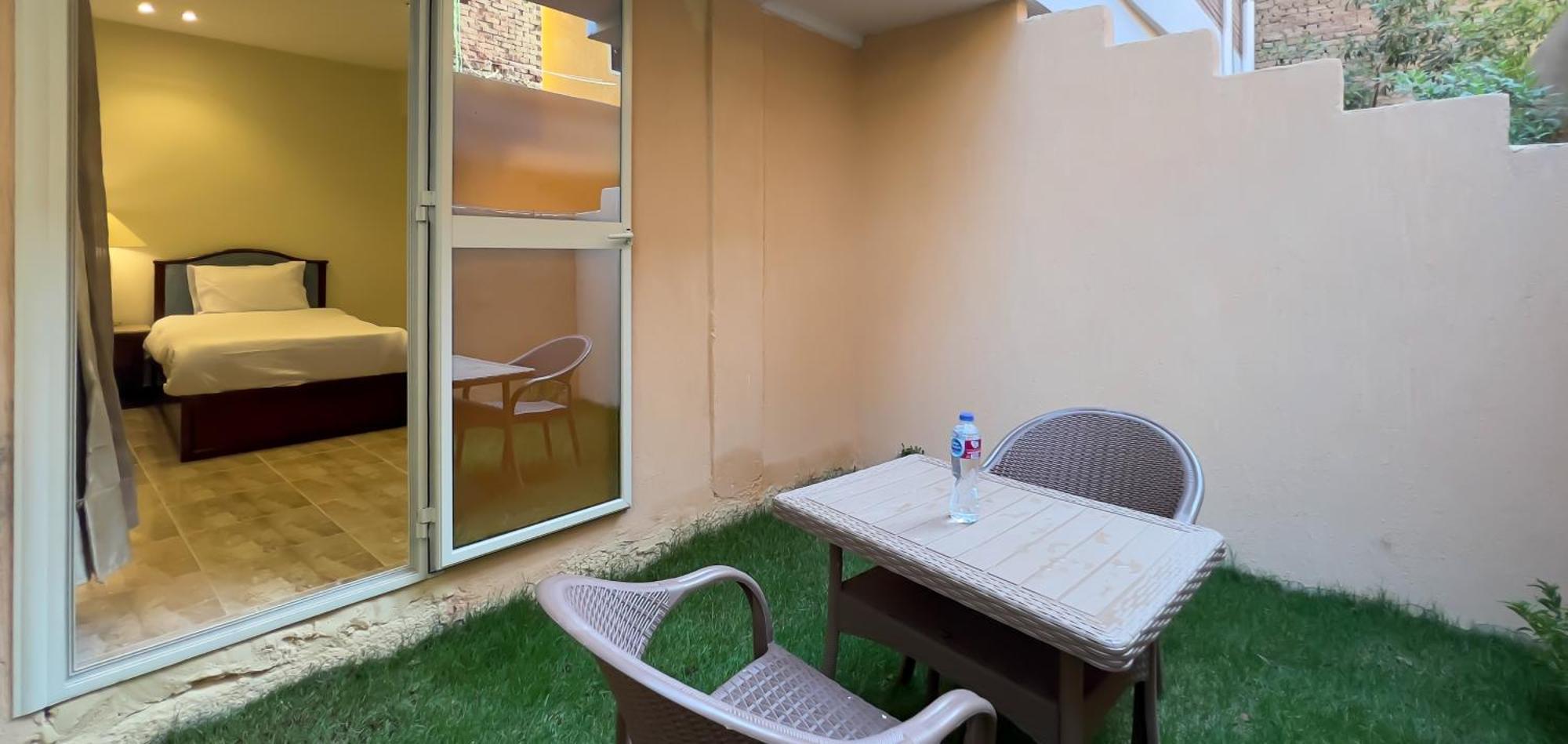 Kafret el-Gabal Pyramids Glory Inn מראה חיצוני תמונה
