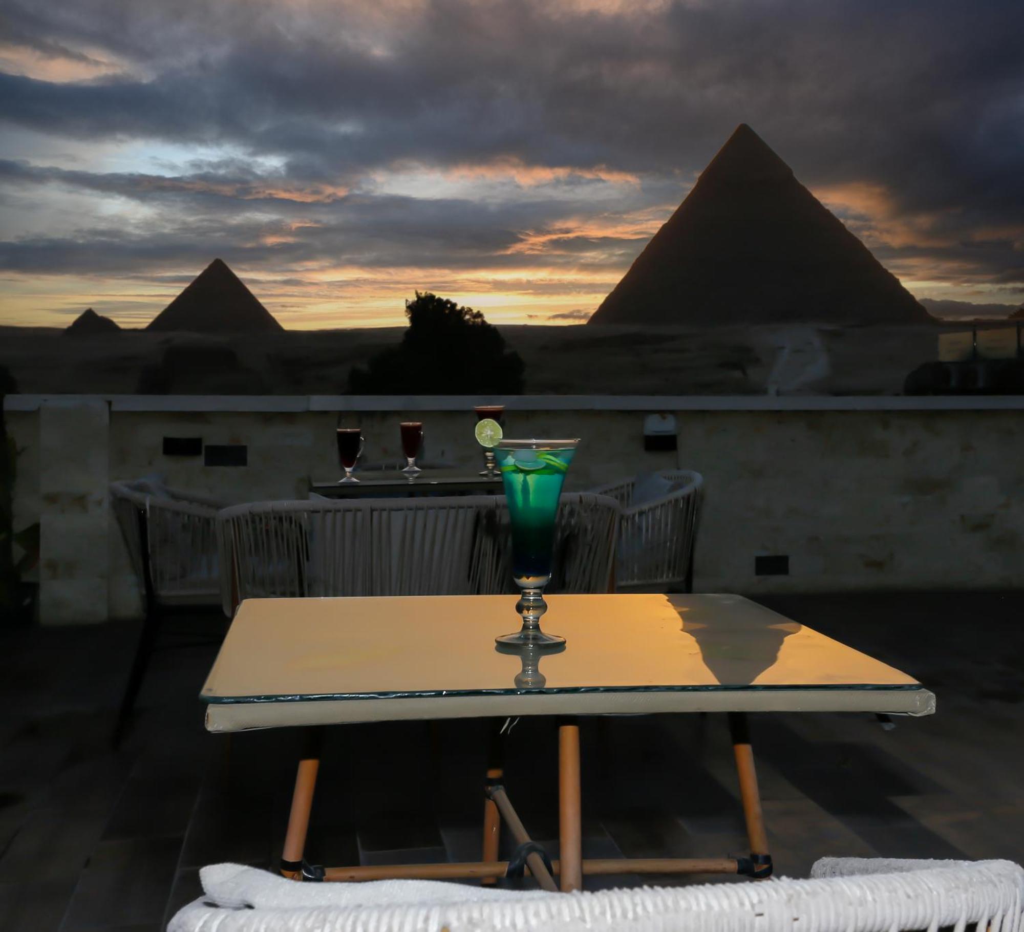 Kafret el-Gabal Pyramids Glory Inn מראה חיצוני תמונה